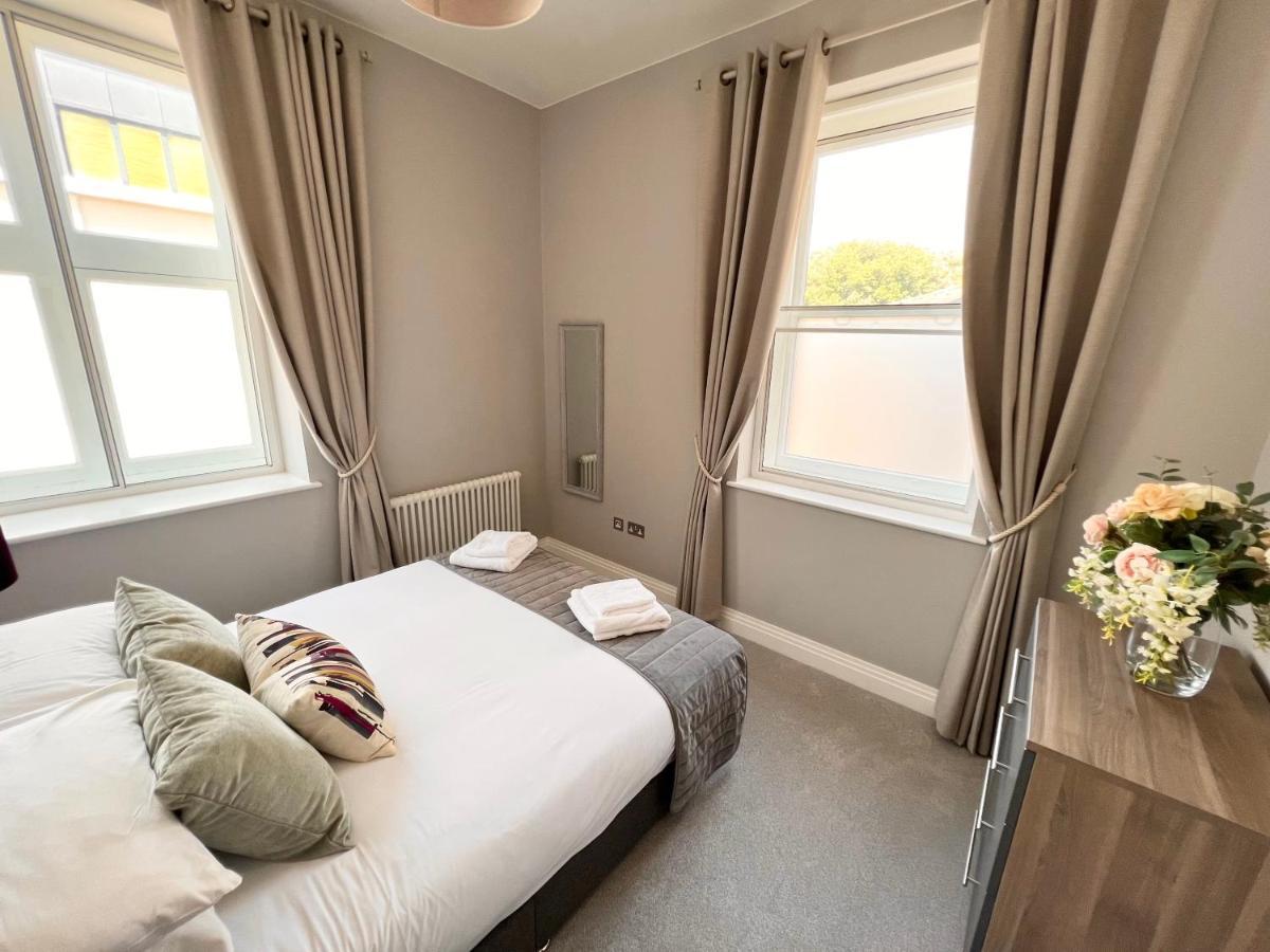Urban Living'S - Windsor Castle Luxury Apartments Екстериор снимка