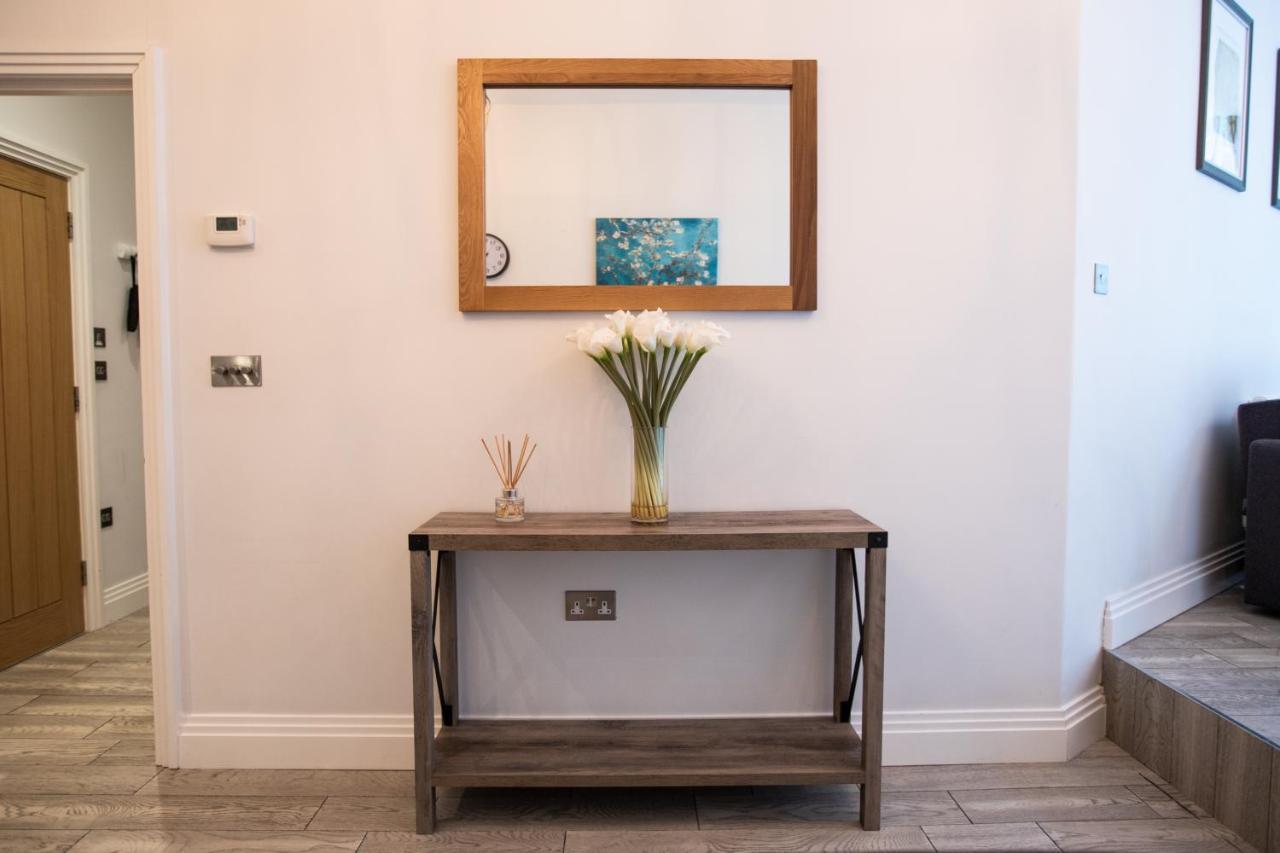 Urban Living'S - Windsor Castle Luxury Apartments Екстериор снимка