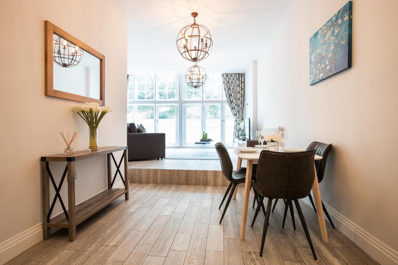 Urban Living'S - Windsor Castle Luxury Apartments Екстериор снимка
