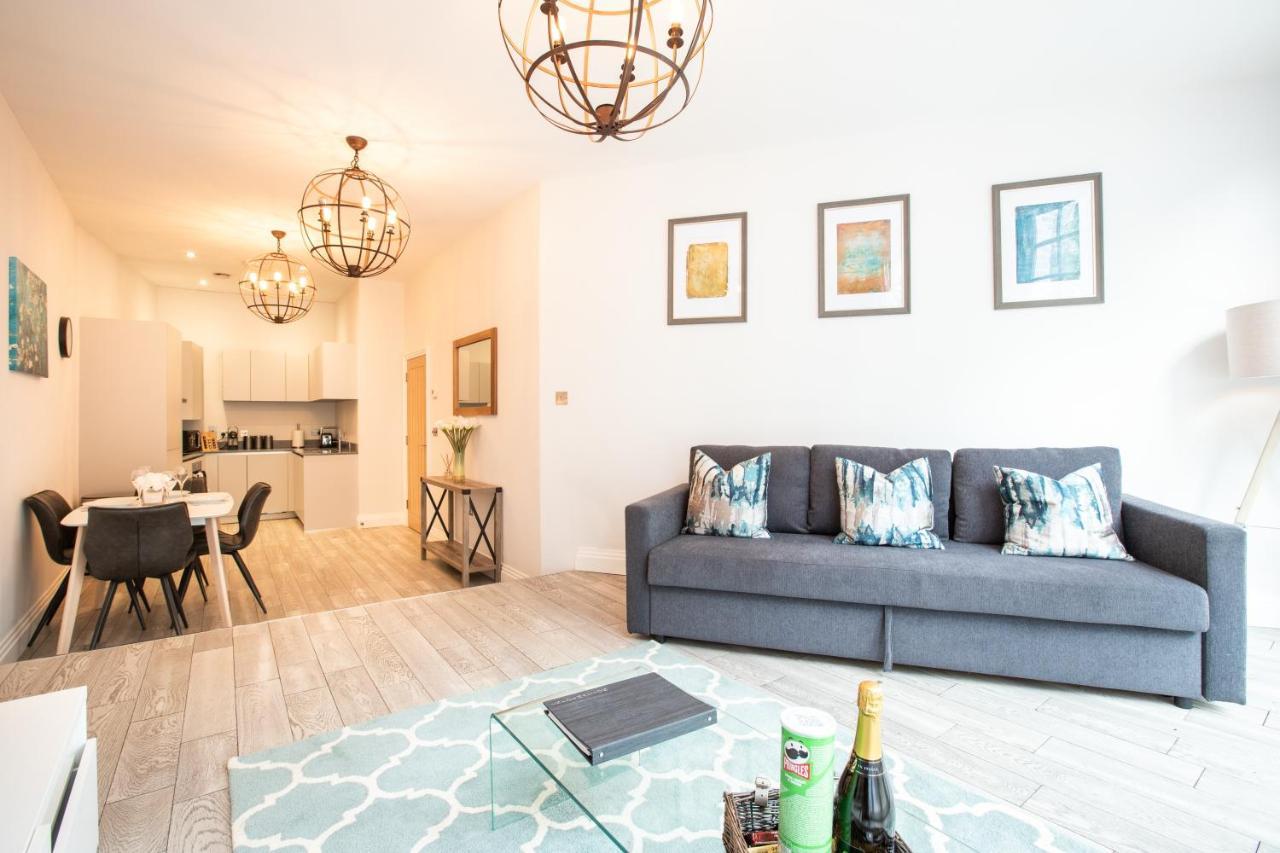 Urban Living'S - Windsor Castle Luxury Apartments Екстериор снимка