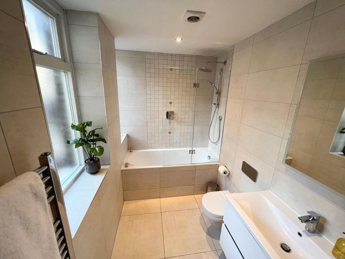 Urban Living'S - Windsor Castle Luxury Apartments Екстериор снимка