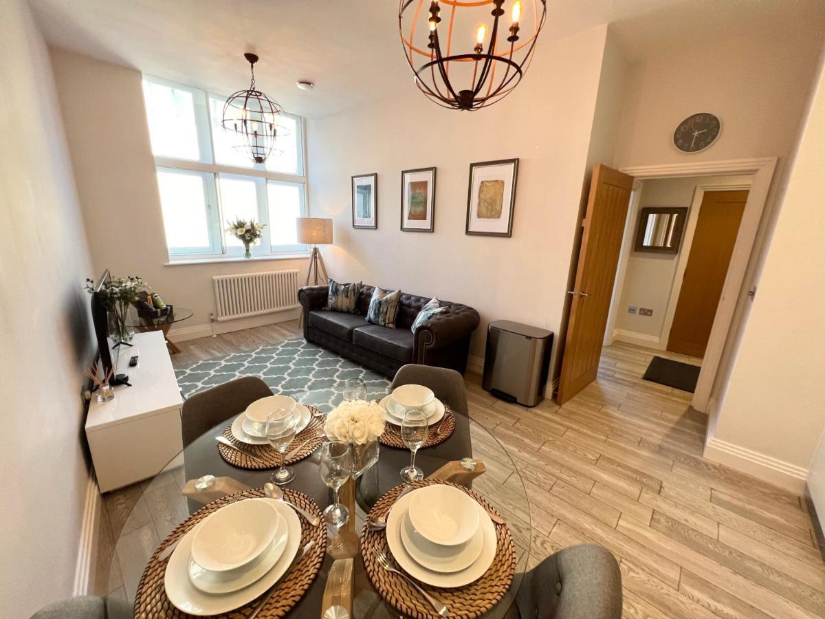 Urban Living'S - Windsor Castle Luxury Apartments Екстериор снимка