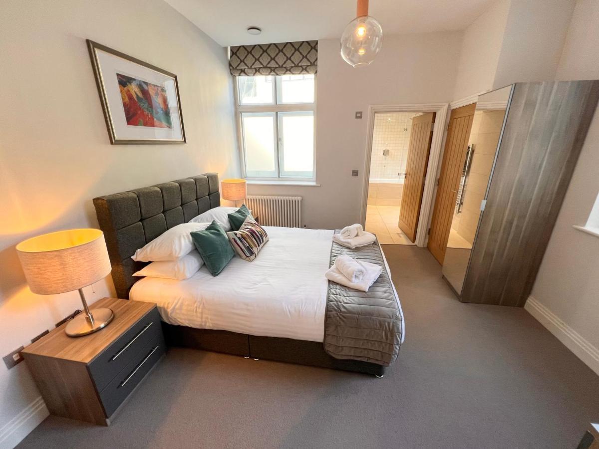 Urban Living'S - Windsor Castle Luxury Apartments Екстериор снимка