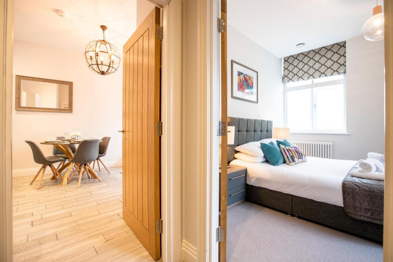 Urban Living'S - Windsor Castle Luxury Apartments Екстериор снимка