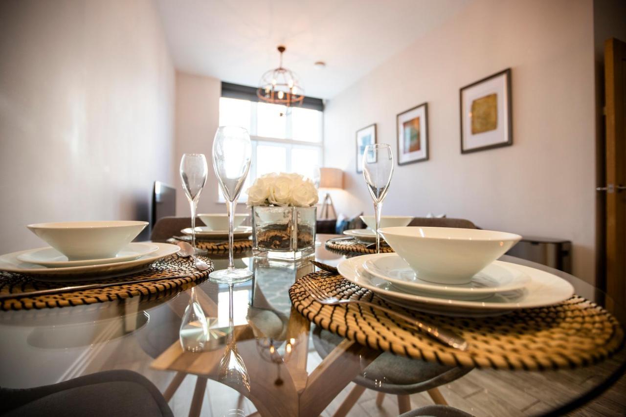 Urban Living'S - Windsor Castle Luxury Apartments Екстериор снимка