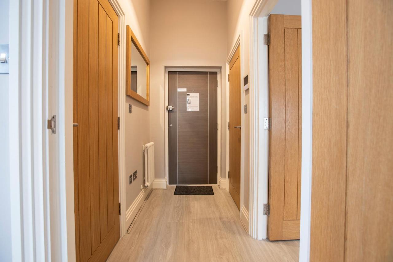 Urban Living'S - Windsor Castle Luxury Apartments Екстериор снимка