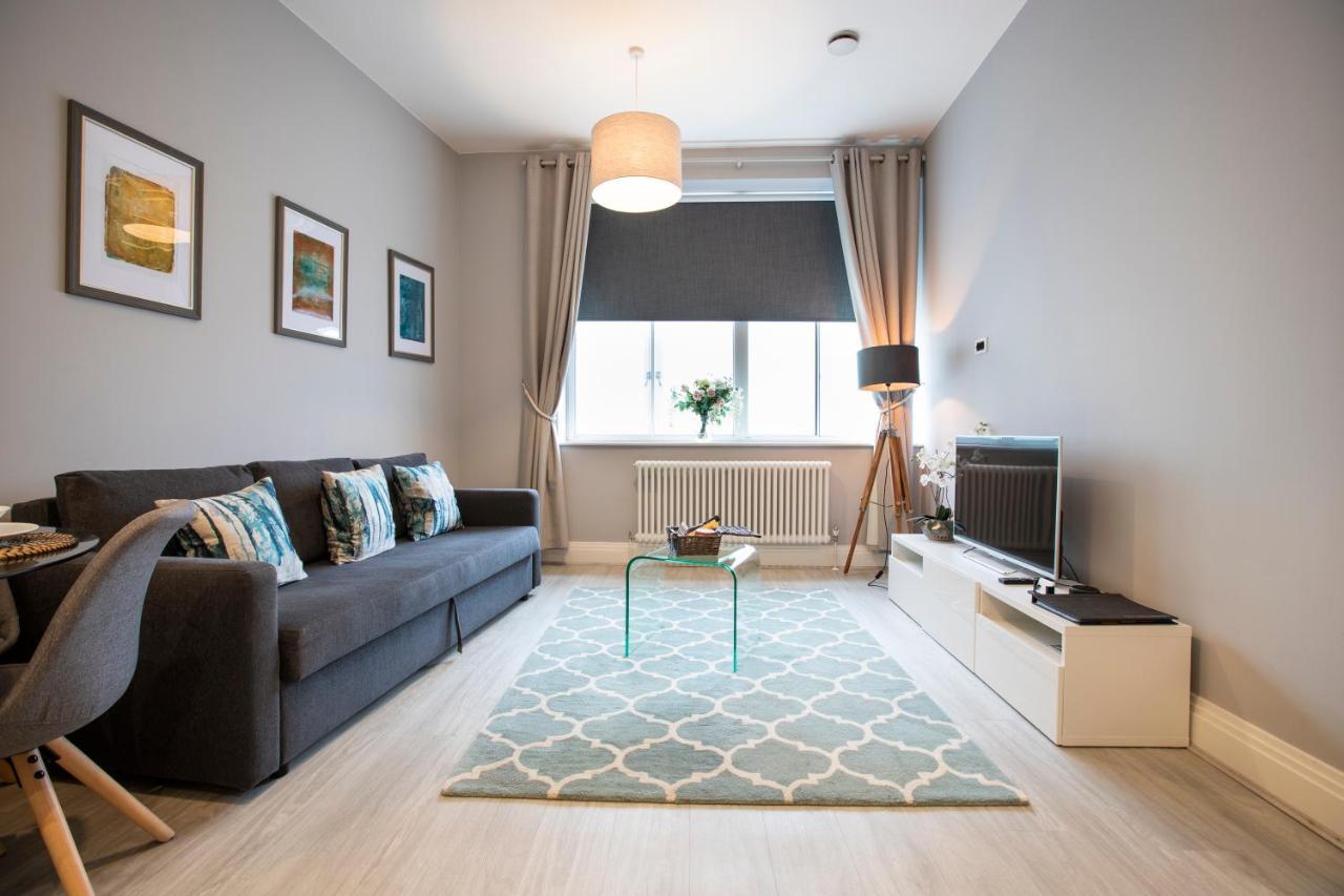 Urban Living'S - Windsor Castle Luxury Apartments Екстериор снимка