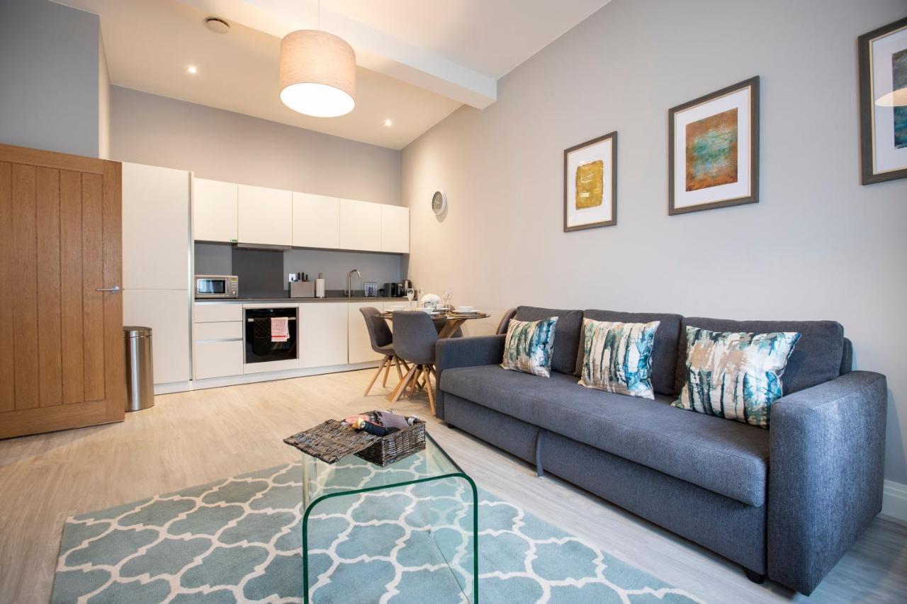 Urban Living'S - Windsor Castle Luxury Apartments Екстериор снимка